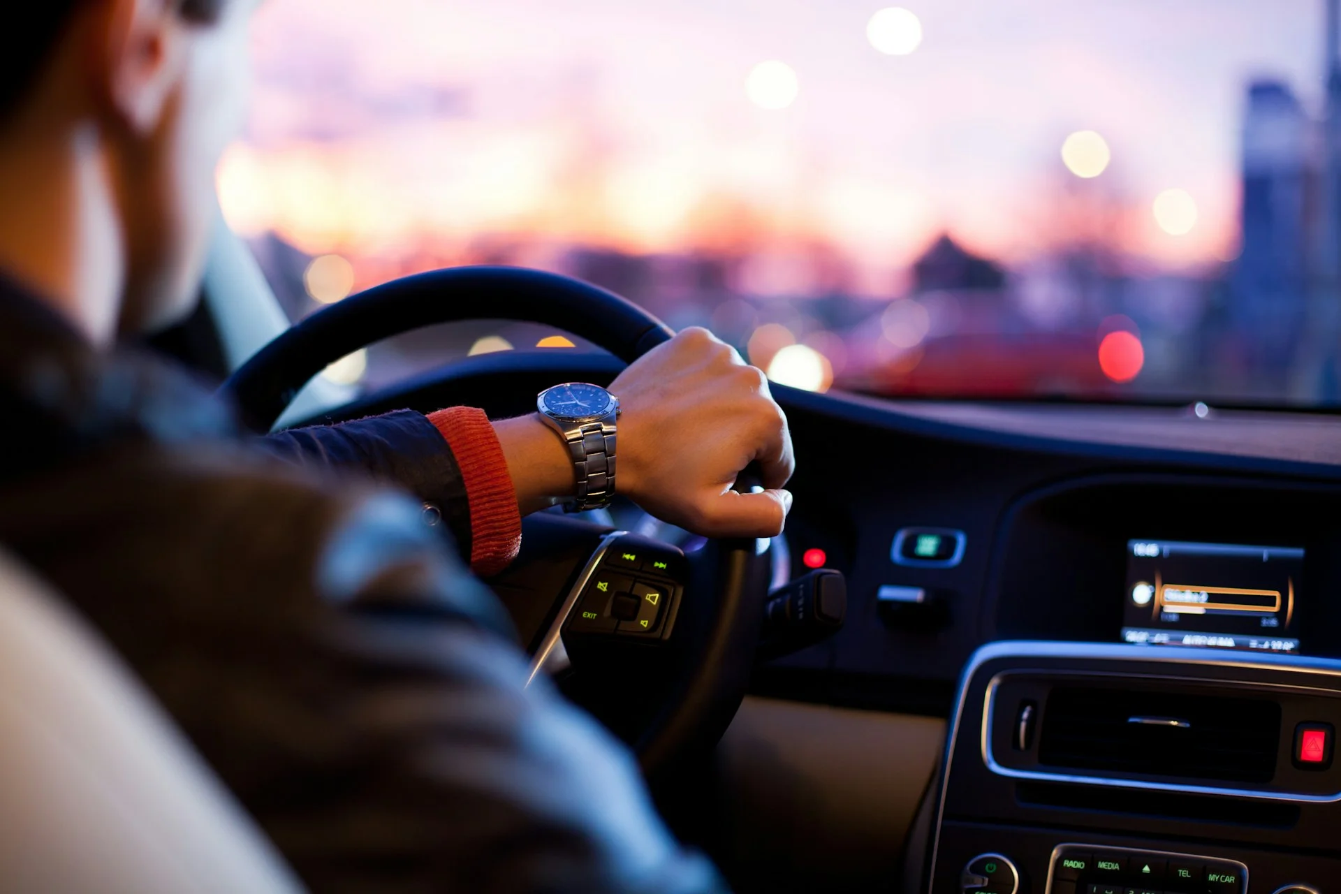 Luxury chauffeur and black car service by City Lux Limo